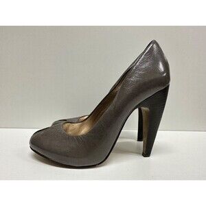 DOLCE VITA women size 7.5  gray leather heel pumps shoes